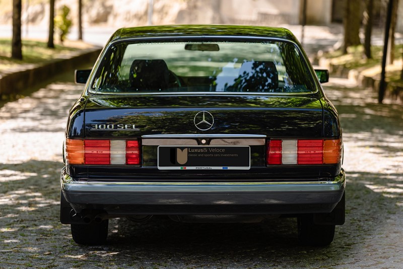 1986 Mercedes Benz 300SEL 17.000KMS